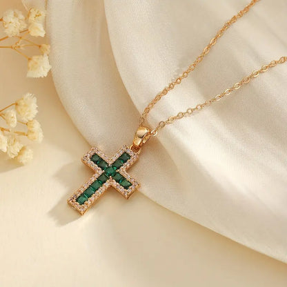 Náhrdelník se zavěšeným křížem Solene Emerald | Zlato