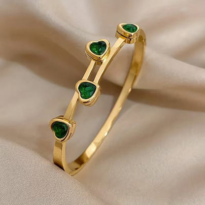 Náhrdelník Verde Hearts | Zlato